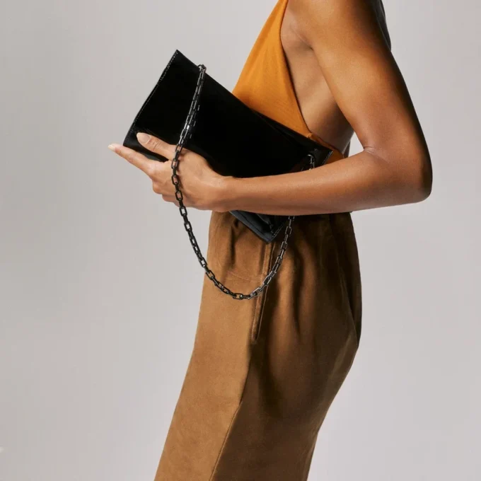 Loubitwist – Clutch – Patent Leather – Black Loubitwist – Clutch – Patent Leather – Black