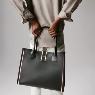 Nastroloubi L – Tote Bag – Grained Calf Leather – Black