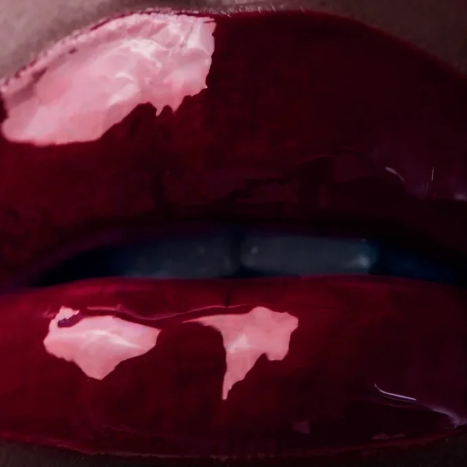 Rouge Stiletto Vinyl Gloss Rouge Louboutin 001V Rouge Louboutin – Christian Louboutin Beauty United States Rouge Stiletto Vinyl Gloss Rouge Louboutin 001V Rouge Louboutin – Christian Louboutin Beauty United States